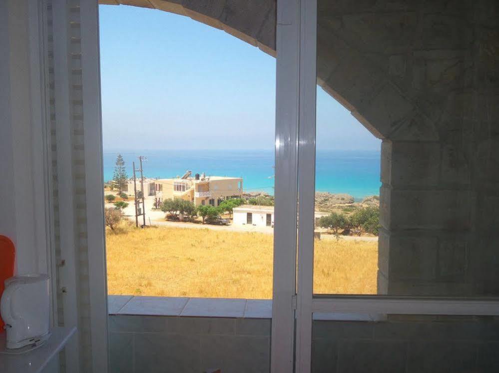 Aqua Marine Aparthotel Falasarna Bagian luar foto