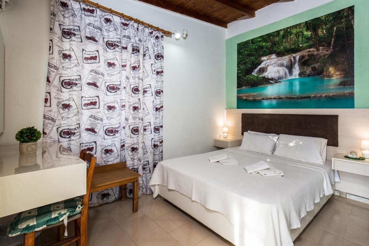 Aqua Marine Aparthotel Falasarna Bagian luar foto