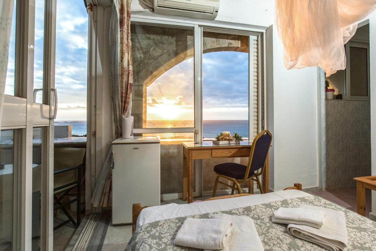 Aqua Marine Aparthotel Falasarna Bagian luar foto