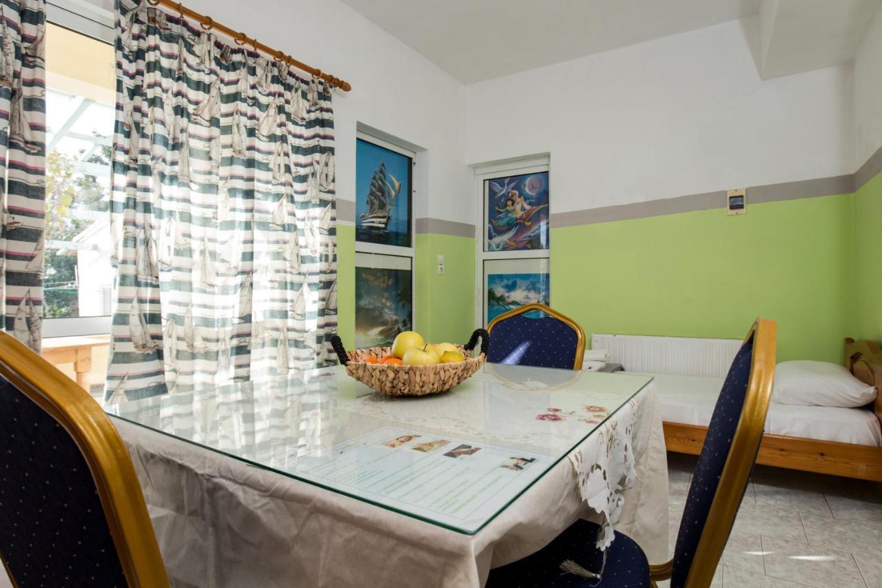 Aqua Marine Aparthotel Falasarna Bagian luar foto